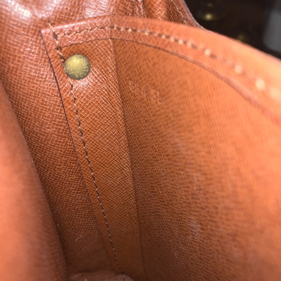 Louis Vuitton Monogram Cartouchière MM - Picture 9 of 10